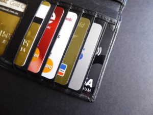 Bezpieczeństwo kart bankowych. Jak ochronić swoje pieniądze?
